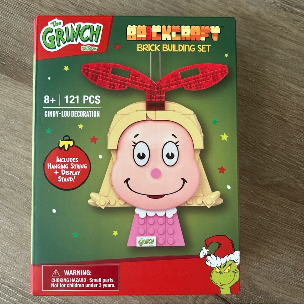 BrickCraft Cindy Lou brick building set ornament. 121 pcs.  The Grinch